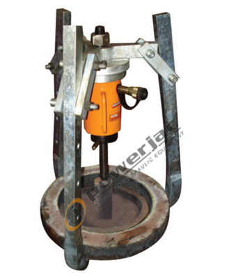 Puller Attachment Operated with Separate Hand Pumps